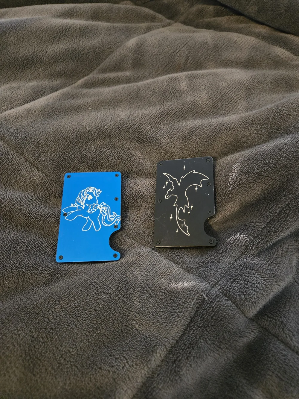 Slim RFID Aluminum Wallet Card Sleeve - Blue or Black